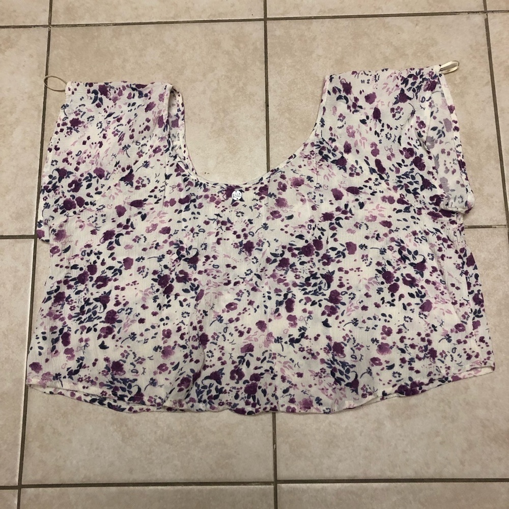 Billabong purple and lavender flowered crop top, baby tee, medium - Picture 7 of 11